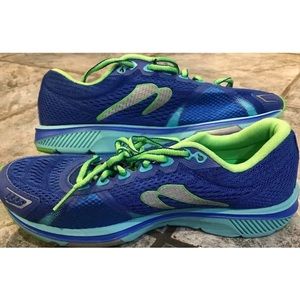 Newton Women’s Gravity 5 Running Sneakers Size 6